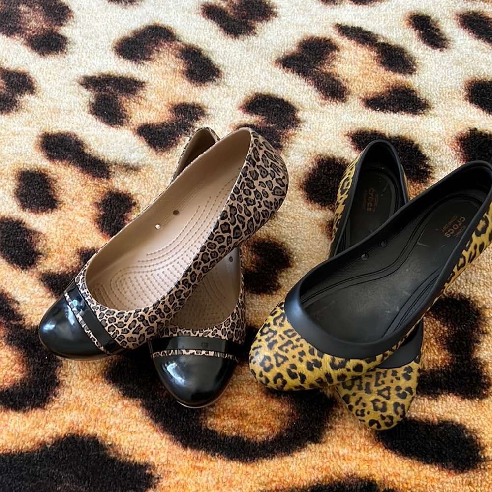 Leopard flats By Crocs, 9